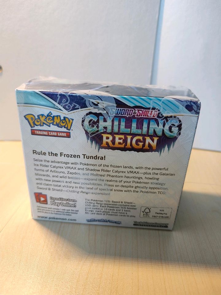 Pokemon Chilling Reign Display (36 Booster Packs) in Leonberg