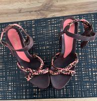 Hugo Boss, Plateau-Sandalen, Top Zustand, Größe 36 Nordrhein-Westfalen - Sundern (Sauerland) Vorschau