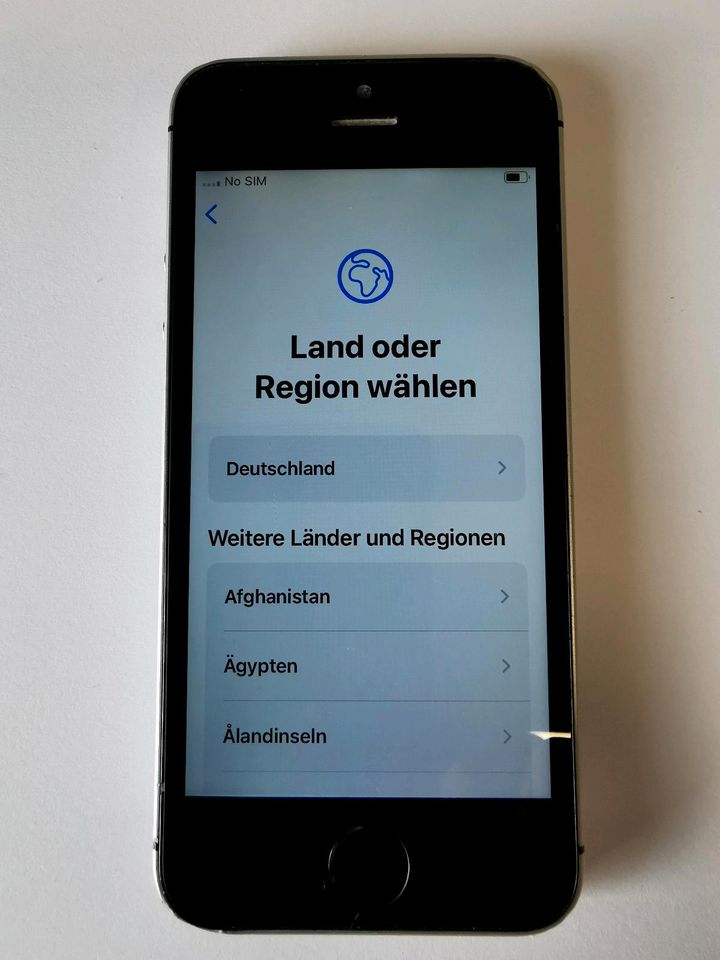 iPhone SE Erste Generation 64GB schwarz in Neustadt a. d. Waldnaab