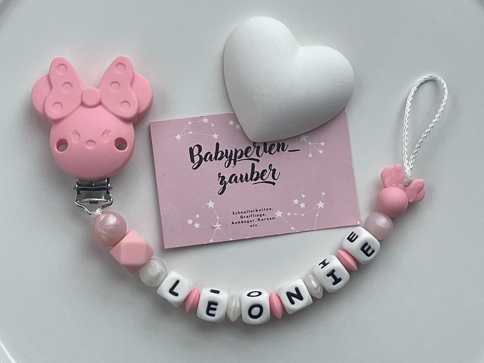 Schnullerkette Minnie Maus, personalisiert in Barkelsby