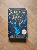 Buch Shadow and Bone (Englisch) Brandenburg - Groß Kreutz Vorschau
