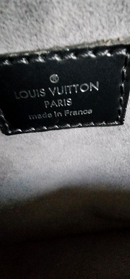 LOUIS VUITTON Tasche wieNEU in Hamburg