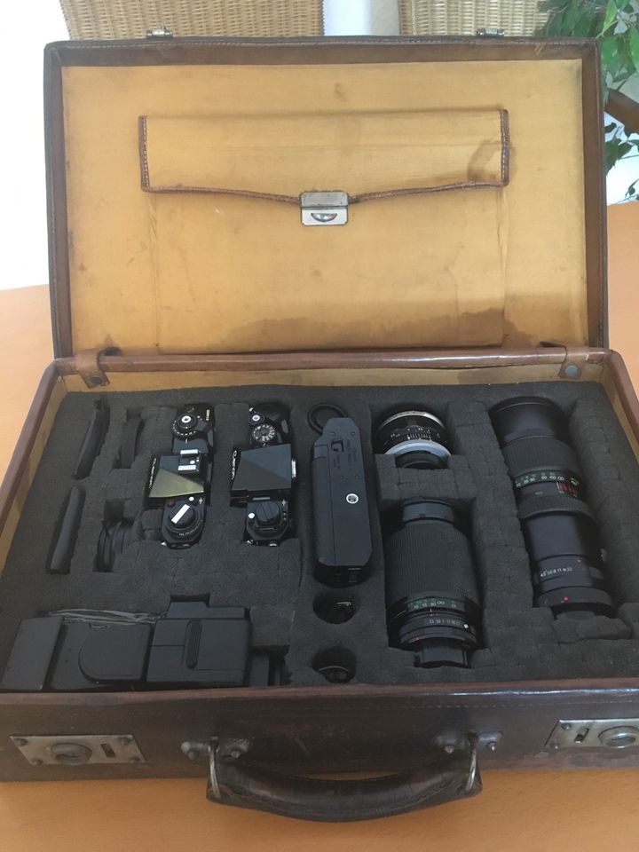 CANON EF/ CANON F-1 Kameraausrüstung inkl. Objektiven/ Zubehör in Saarwellingen