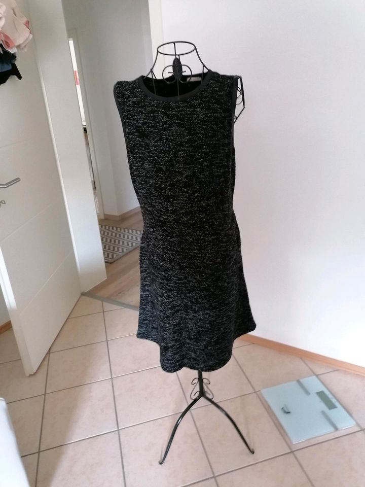 Kleid, Gr. 38 Neu in Münster