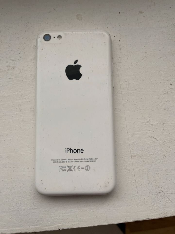 iPhone 5c 16 GB als Ersatzteilspender in Bornheim