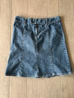 Schöner klassischer Jeansrock von H&M Gr. 38/40 Hessen - Rodgau Vorschau