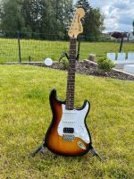 Squier by Fender Stratocaster Sunburst HSS Saarland - Perl Vorschau