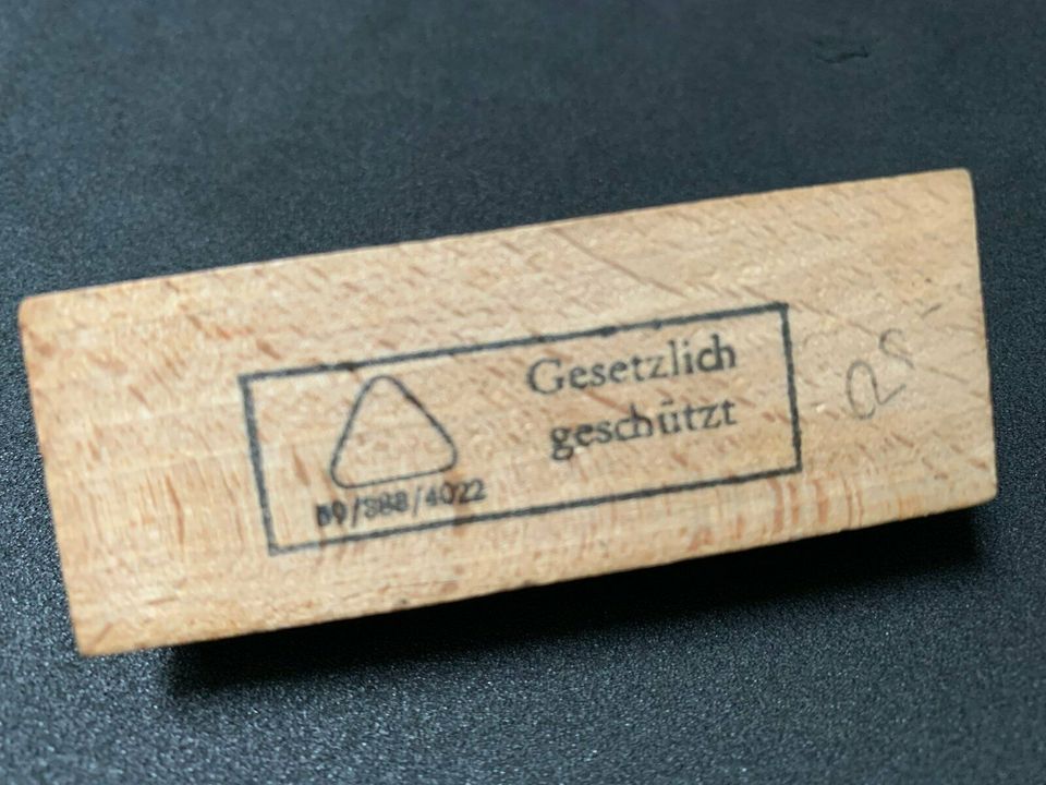 Eisenbahn Ladegüter Kohle aus echt Holz in Beselich