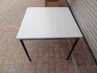Tisch mit grauer Platte   ANGEBOT  Kauf bis 31.03.24        18 € Bismark (Altmark) - Kläden Vorschau