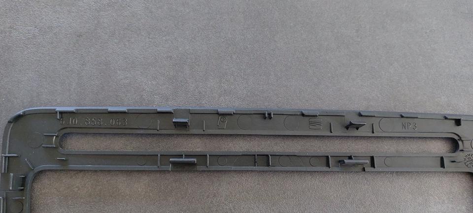 Neue Seat Ibiza Radioblende, Radioabdeckung, DIN-Einbaurahmen in Odelzhausen