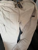 1 neue Bench Cargo Hose in XL Nordrhein-Westfalen - Bünde Vorschau