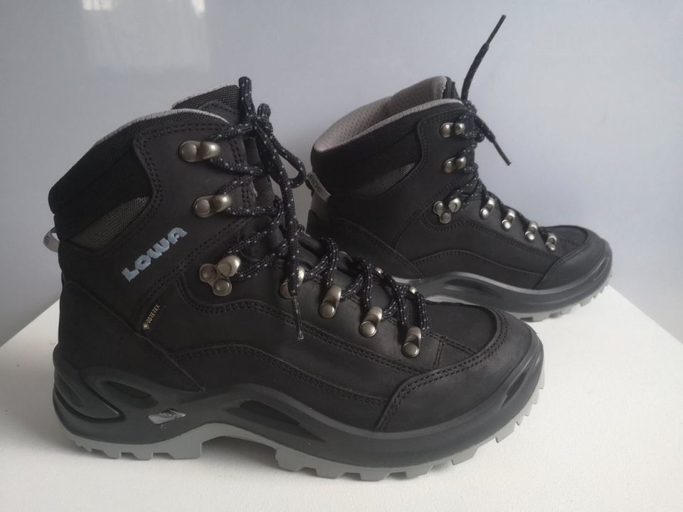 Damen Wander Schuhe Boots LOWA RENEGADE GTX Gr 39,5 schwarz Nubuk in Erkrath