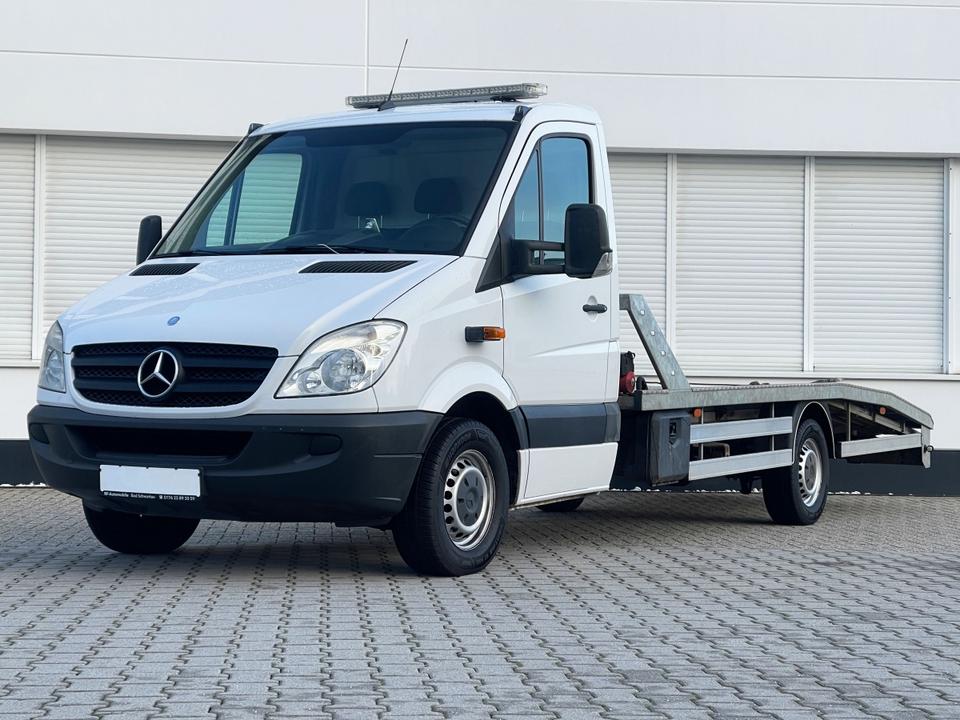 Abschleppwagen Mieten in Dresden Sprinter Lang PKW Transporter in Dresden