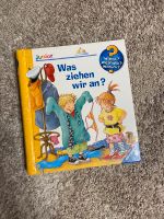 Buch „Wieso? Weshalb? Warum? Was ziehen wir an?“ Nordrhein-Westfalen - Mönchengladbach Vorschau