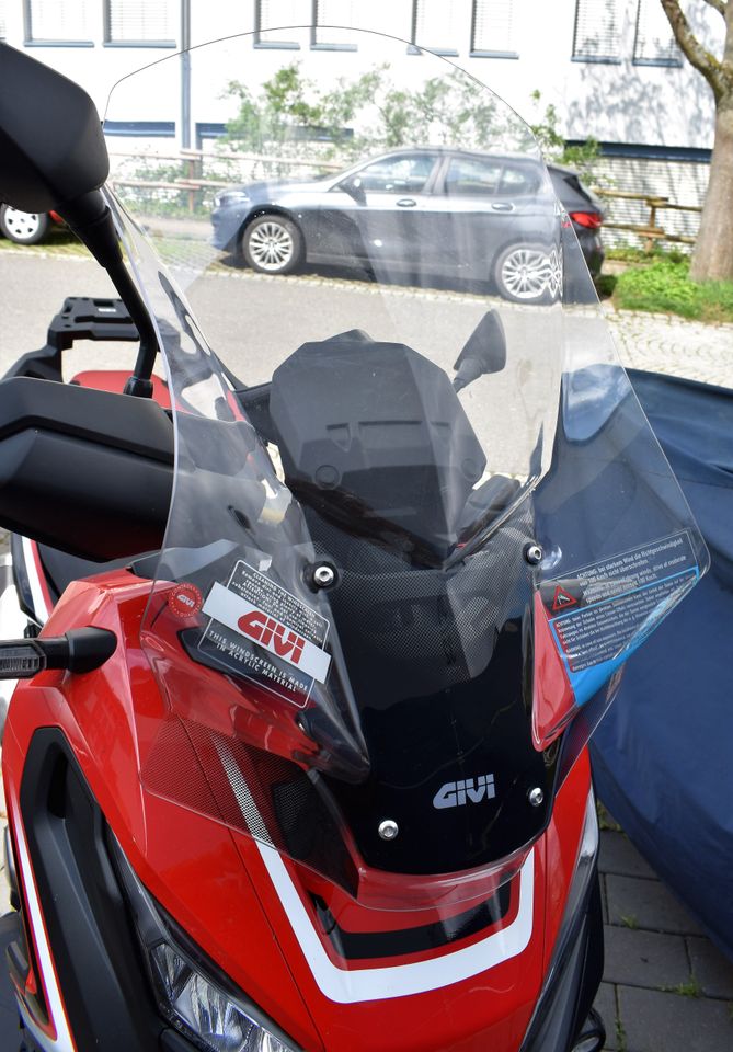 Honda X-ADV GIVI WINDSCHUTZSCHEIBE D1156ST Deutsche ABE 38743 in Mosbach