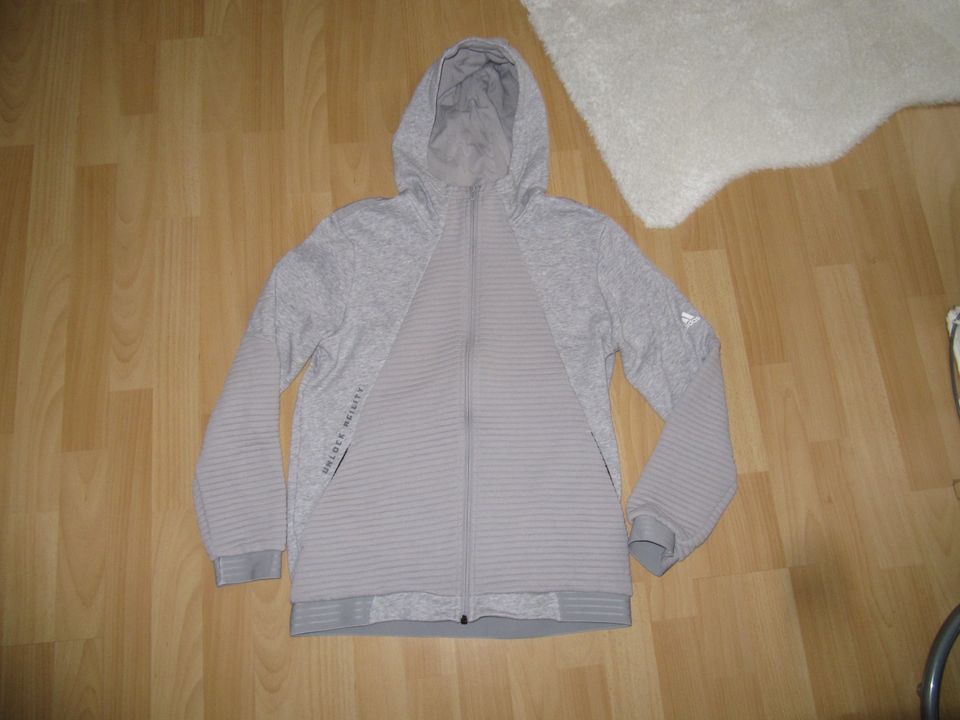 Adidas Trainingsjacke/Hoodie UFB Gr.164 Grau in Hamburg