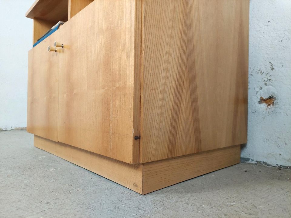 Vintage Kommode Sideboard Holzschrank 60er 70er DDR Retro in Leipzig