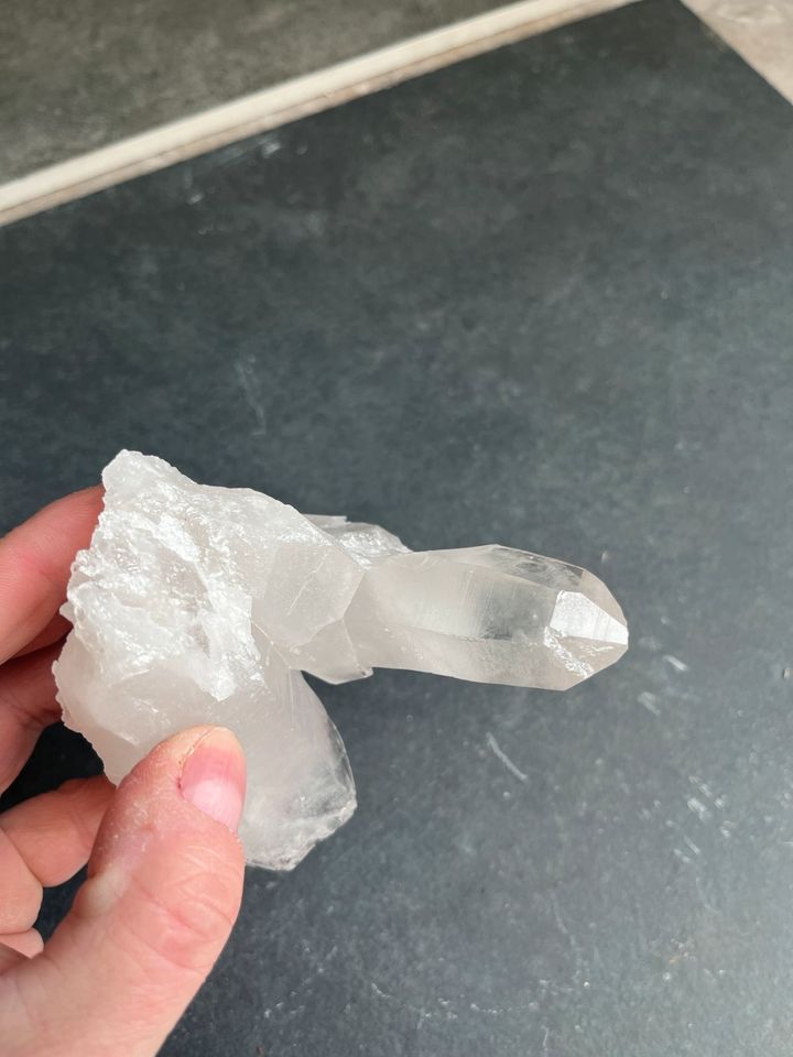 Mineralien Bergkristall mit Phantom in Lensahn