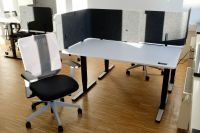 YASSA höhenverstellbaren Schreibtisch mit Zubehör Nordrhein-Westfalen - Rheinbach Vorschau