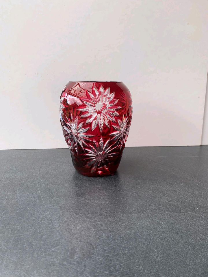 Vase rot Gewicht 600 g in Geldern
