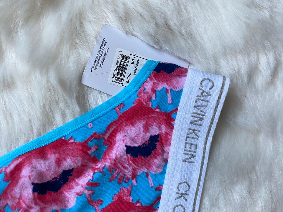 Calvin Klein one Frauen Underwear Unterwäsche Hose S weiß bunt in Berlin -  Mitte | eBay Kleinanzeigen ist jetzt Kleinanzeigen