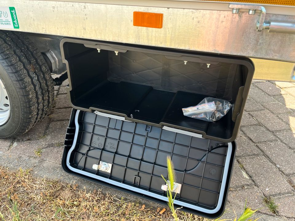 ⭕️Eduard Hochlader 1500kg, Staubox, Plane, Profi Anhänger in Schönebeck (Elbe)