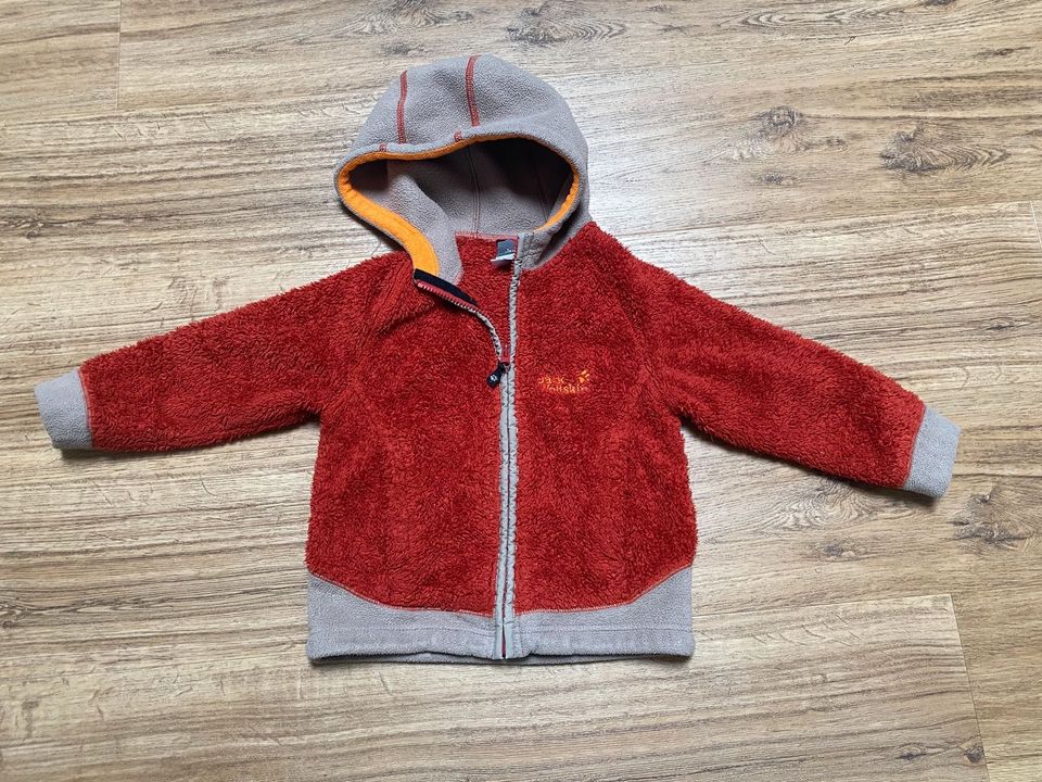 Kinder Jack Wolfskin Jacke Gr. 104 guter Zustand in Gersthofen