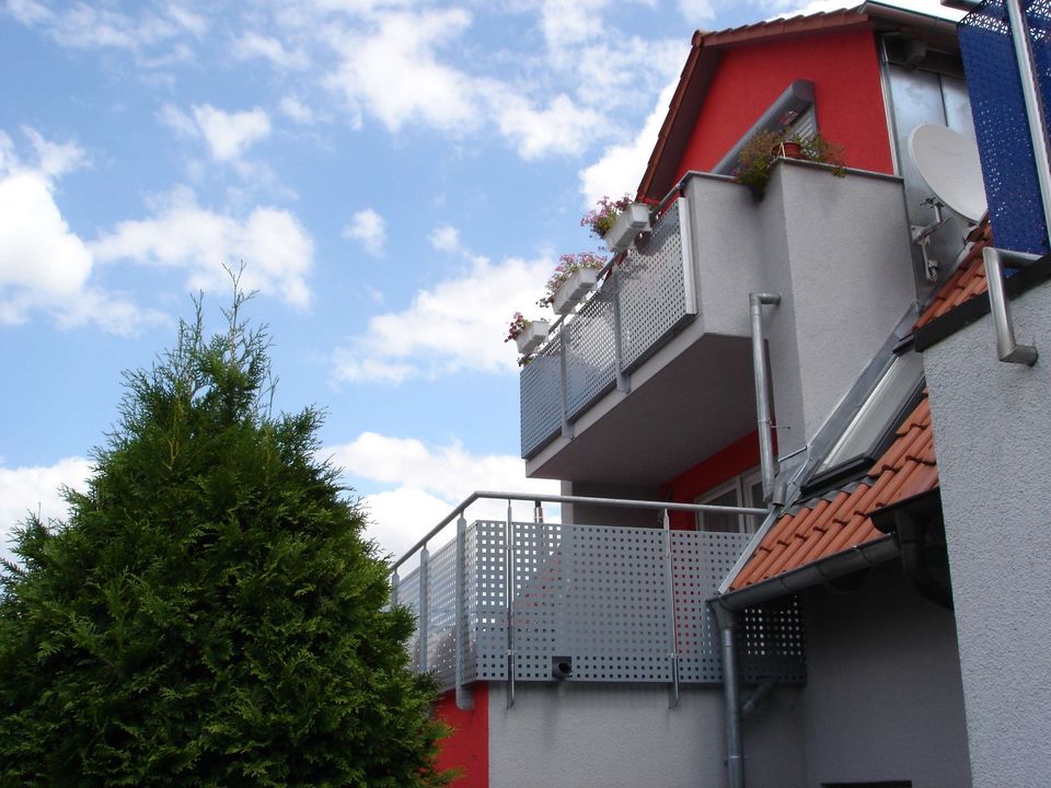 Sonniges 1,5 Zimmer Studio im DG in Nussdorf mit großem Balkon in Eberdingen