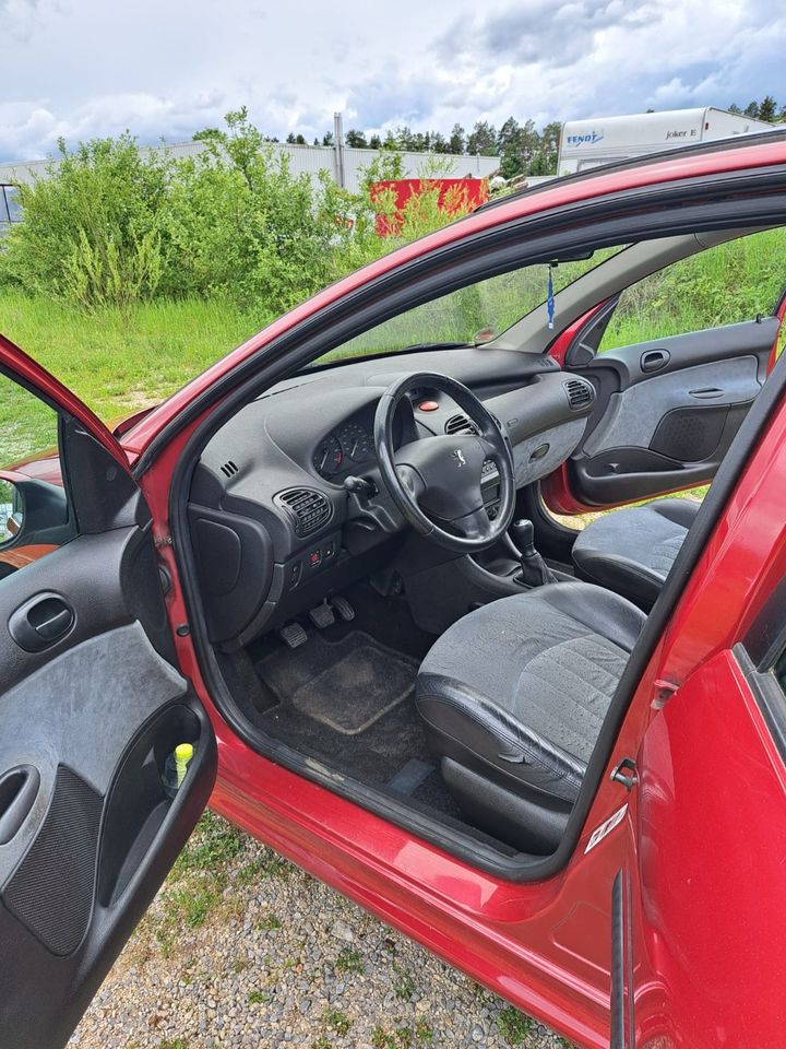 Peugeot 206 | Sitzheizung | Panoramadach | Alcantara in Trossingen