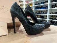 Prada Pumps schwarz Gr. 36,5 Leder Schleswig-Holstein - Stapelfeld Vorschau