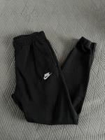 Schwarze Nike Jogginghose mit Logo dehnbarer Bund Nordrhein-Westfalen - Senden Vorschau