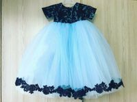 Kleid, festlich Gr. 86/92 Handmade 18-24 Mon./1-2 Jahre Neuwertig Nordrhein-Westfalen - Düren Vorschau