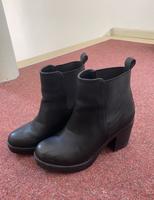 schwarze Stiefel mit Absatz Thüringen - Jena Vorschau