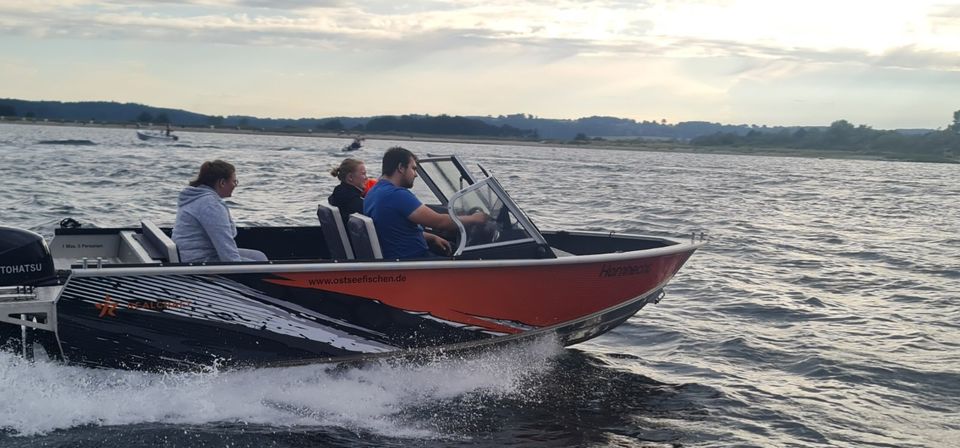 Hornhecht 70PS mit Führerschein Mietboot 8 Stunden Angeln & Fun in Lütjenburg