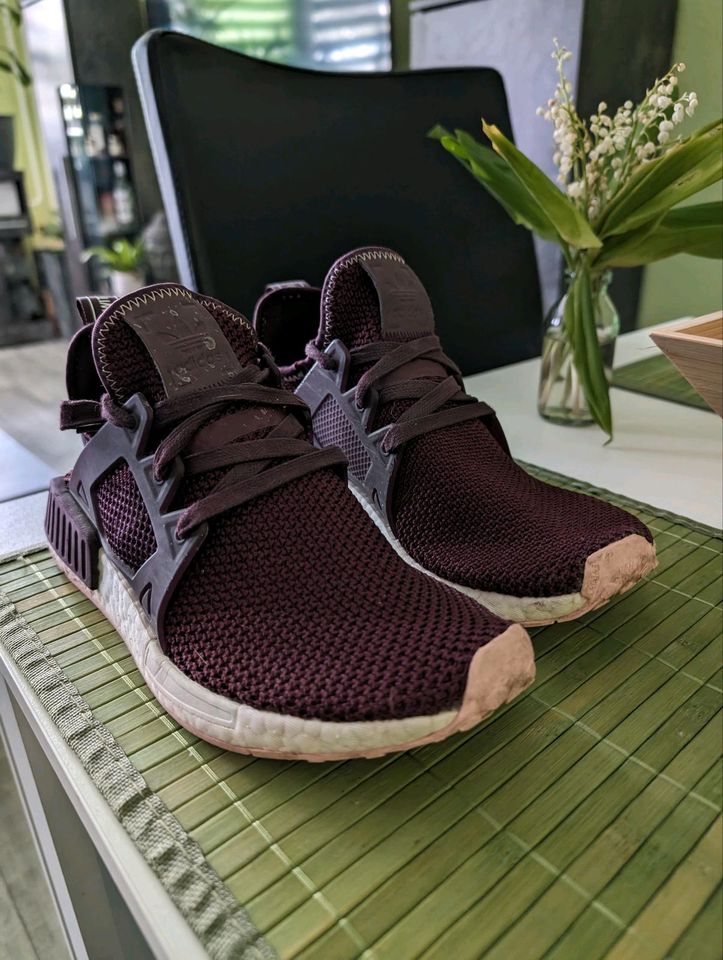 Adidas nmd weinrote in Berlin