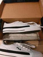 Turnschuhe  Fila 41 neu Sneaker Unisex Größe 7 Niedersachsen - Löningen Vorschau