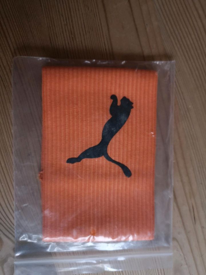 Capitänsbinde /Armband  Puma, neu u. original verpackt, orange, S in Ellerstadt