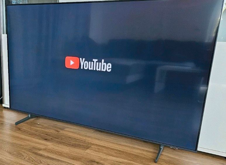 SAMSUNG 65 Zoll QLED SMART TV (QE65Q67AAUXX) in Geldern