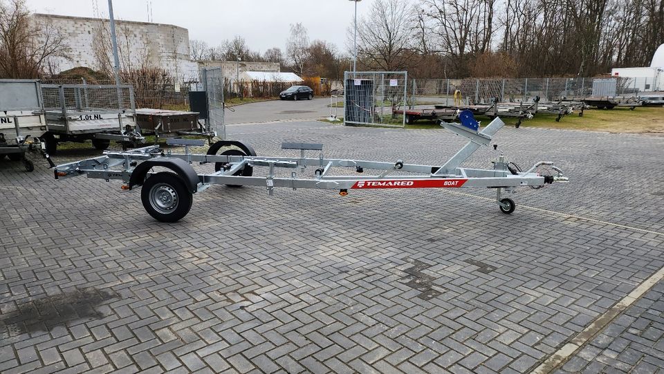 Bootsanhänger Bootstrailer 1,3t NEU Anhänger PkW 1300kg in Hennigsdorf