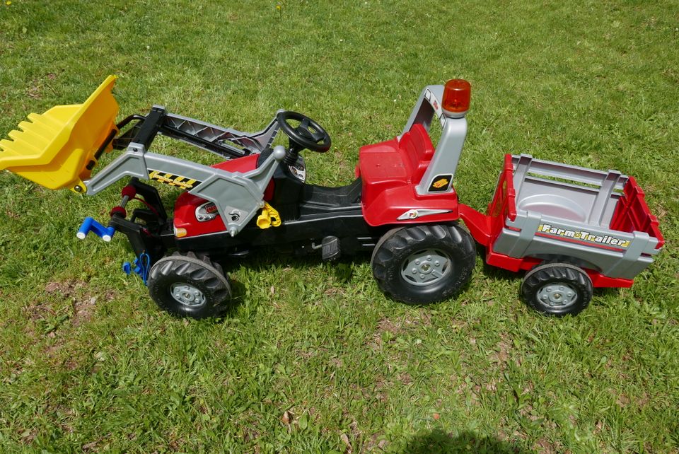 Rolly Toys Traktor, incl. Anhäner, Blinklicht und Seilwinde in Stegen