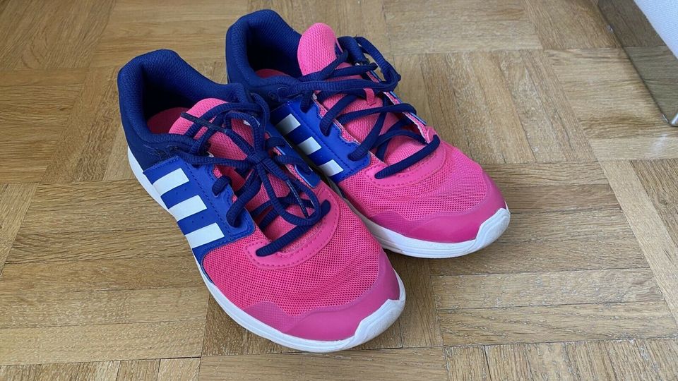 Adidas Schuhe pink blau Größe 37 1/3 in München - Schwabing-West | eBay  Kleinanzeigen ist jetzt Kleinanzeigen