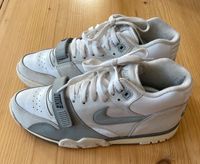 Nike Air Trainer 1  43 Photon Dust Grau Weiß wie neu. Sammeln München - Altstadt-Lehel Vorschau