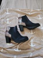 Stiefeletten Schlangenoptik Vahr - Neue Vahr Nord Vorschau