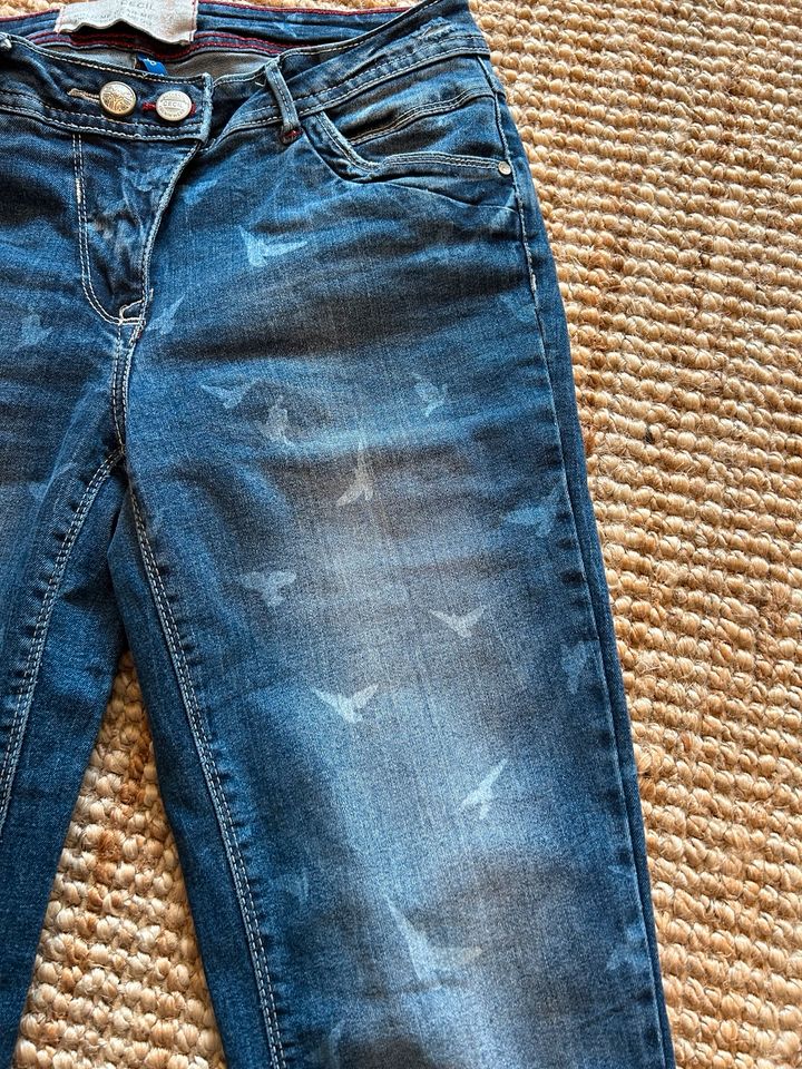 Cecil Jeans Gr 29 Jeanshose Vögel in Much