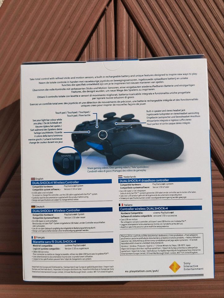 Controller Blau glänzend in Berlin