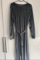 Kleid aus Samt Hessen - Staufenberg Vorschau