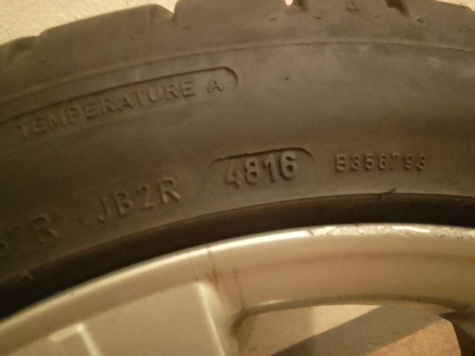 BMW Alufelgen 17 Zoll Reifen Dunlop 225 45 17 in Koblenz