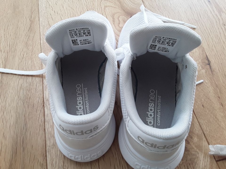 Adidas (Lite Racer) Kinder Schuhe Gr. 30 in Wolfsburg