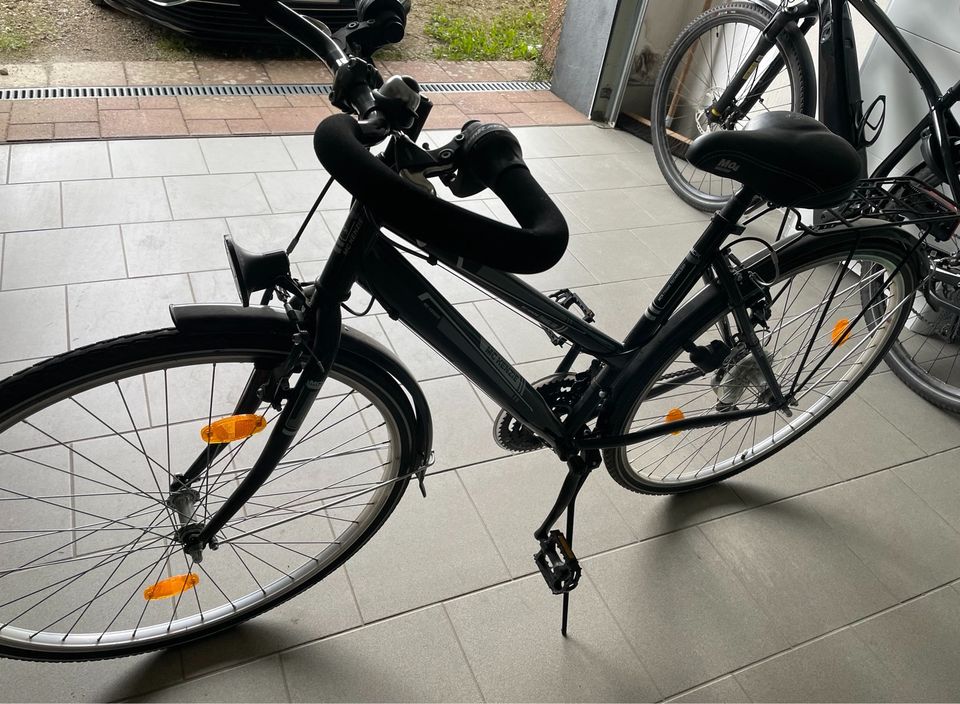 Fahrrad neuwertig  MC KENZIE in Osburg