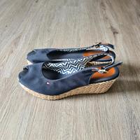 Sandalette Stoff Tommy Hilfiger Gr.40 Nordrhein-Westfalen - Medebach Vorschau